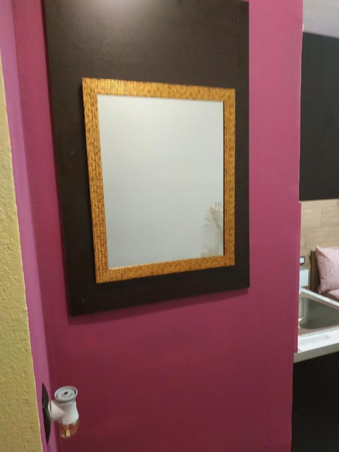 לריסה G M 1 Rooms Kentro In The Heart Of The City מראה חיצוני תמונה