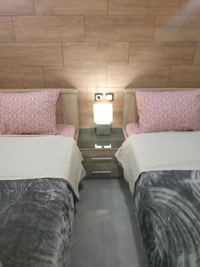 לריסה G M 1 Rooms Kentro In The Heart Of The City מראה חיצוני תמונה